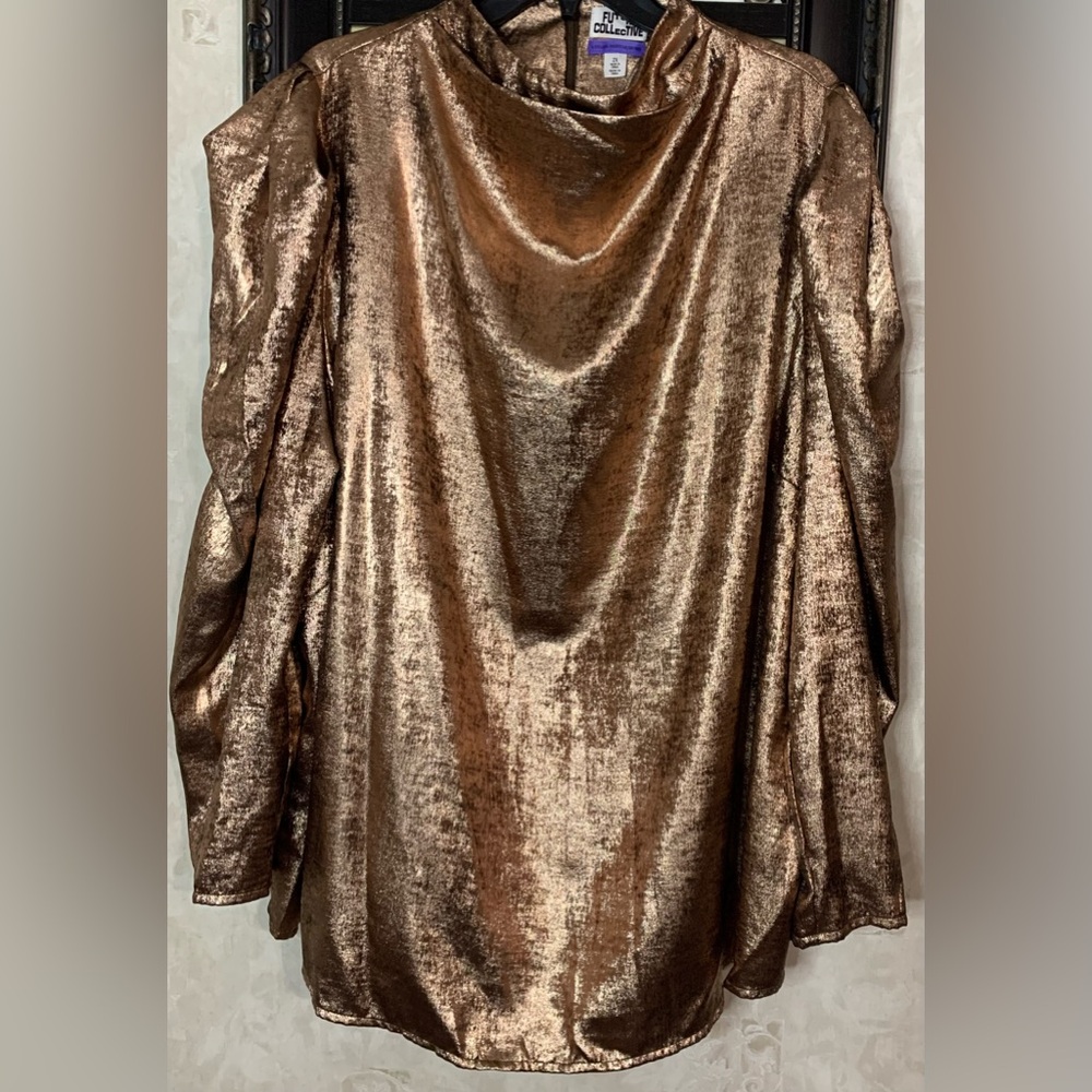 Gold metallic plus size top